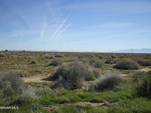 00 60 Th NW C12 Avenue, Lancaster, CA 93536