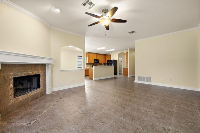 413 Peaceful Haven WAY, Hutto, TX 78634