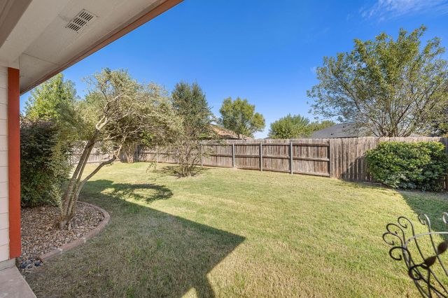 413 Peaceful Haven WAY, Hutto, TX 78634