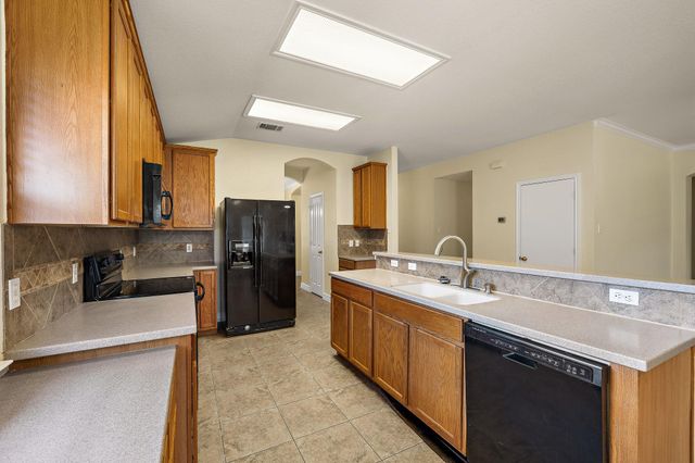 413 Peaceful Haven WAY, Hutto, TX 78634