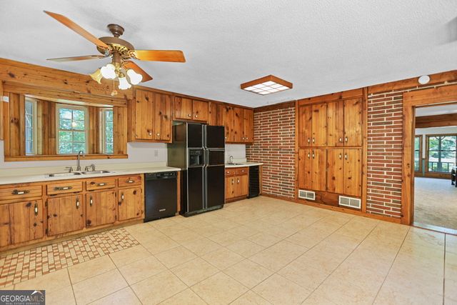 482 E Lake Road, Mcdonough, GA 30252