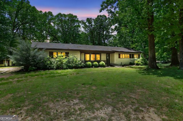 482 E Lake Road, Mcdonough, GA 30252