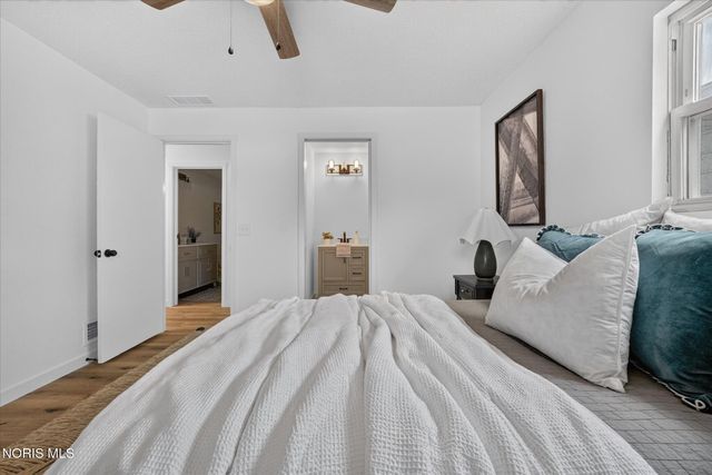 28992 Tracy Road, Walbridge, OH 43465