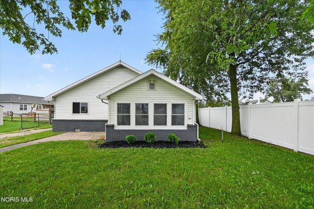 28992 Tracy Road, Walbridge, OH 43465