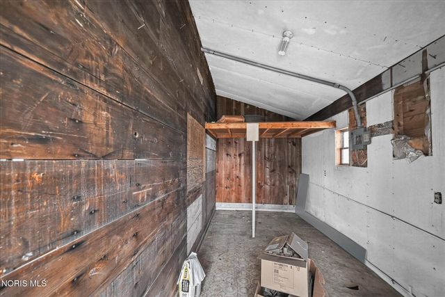 28992 Tracy Road, Walbridge, OH 43465