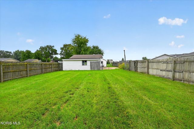 28992 Tracy Road, Walbridge, OH 43465