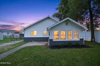 28992 Tracy Road, Walbridge, OH 43465