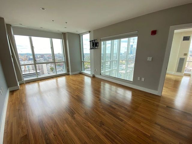 1 Nassau Street 2209, Boston, MA 02111
