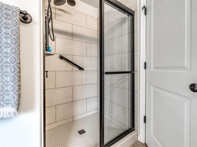 2904 NW 183rd Circle, Edmond, OK 73012