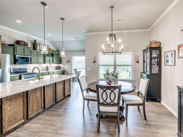 2904 NW 183rd Circle, Edmond, OK 73012