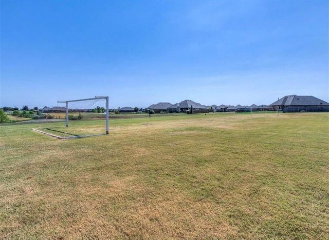 2904 NW 183rd Circle, Edmond, OK 73012