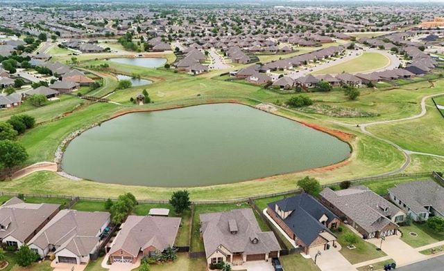 2904 NW 183rd Circle, Edmond, OK 73012