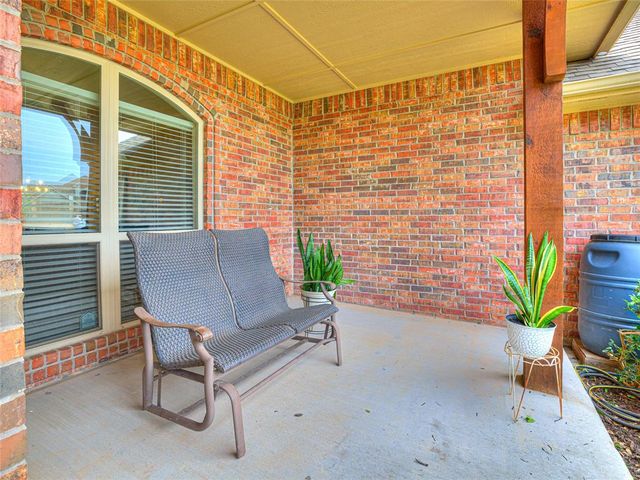 2904 NW 183rd Circle, Edmond, OK 73012