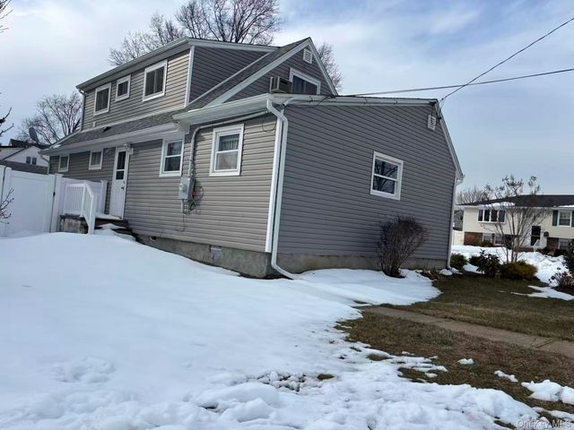 3700 Alcona Street, Seaford, NY 11783
