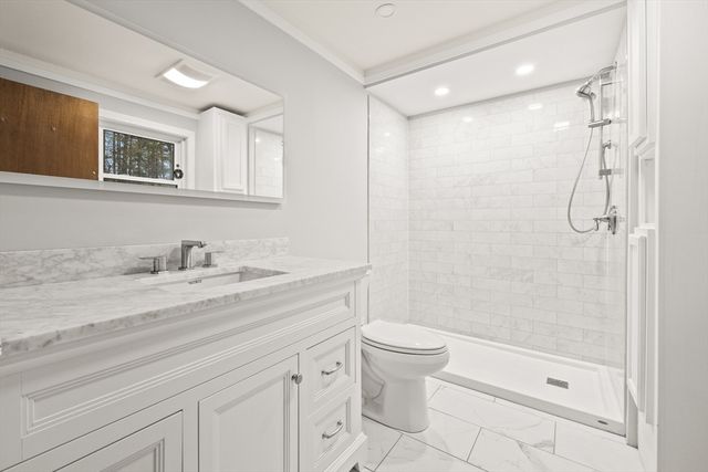 14 Estey Way, Canton, MA 02021