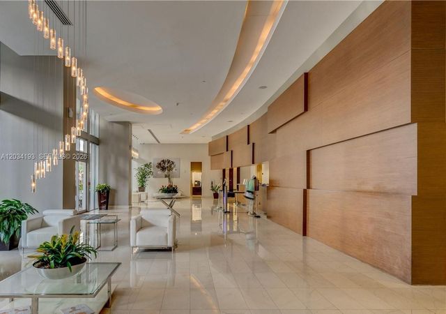 79 SW 12th Street 2502S, Miami, FL 33130