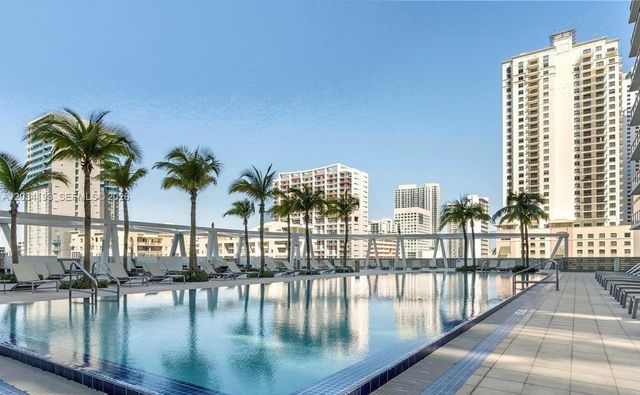 79 SW 12th Street 2502S, Miami, FL 33130
