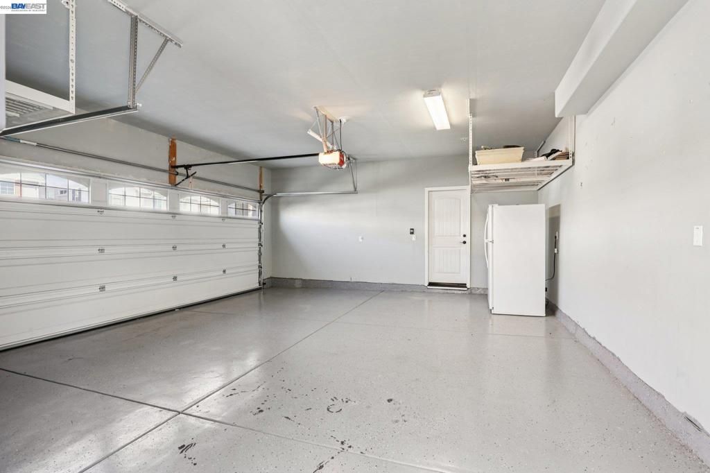 Image 35 of property listing at 510 E Albertina Ave, Mountain House, CA 95391