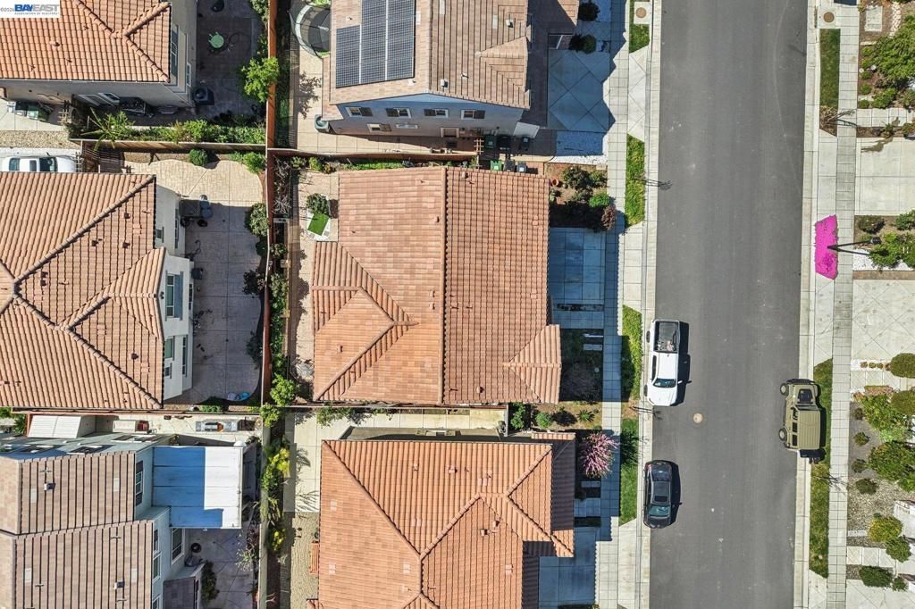 Image 49 of property listing at 510 E Albertina Ave, Mountain House, CA 95391