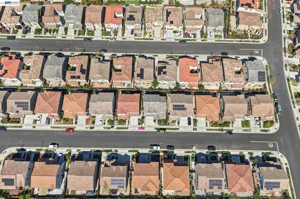 Image 52 of property listing at 510 E Albertina Ave, Mountain House, CA 95391