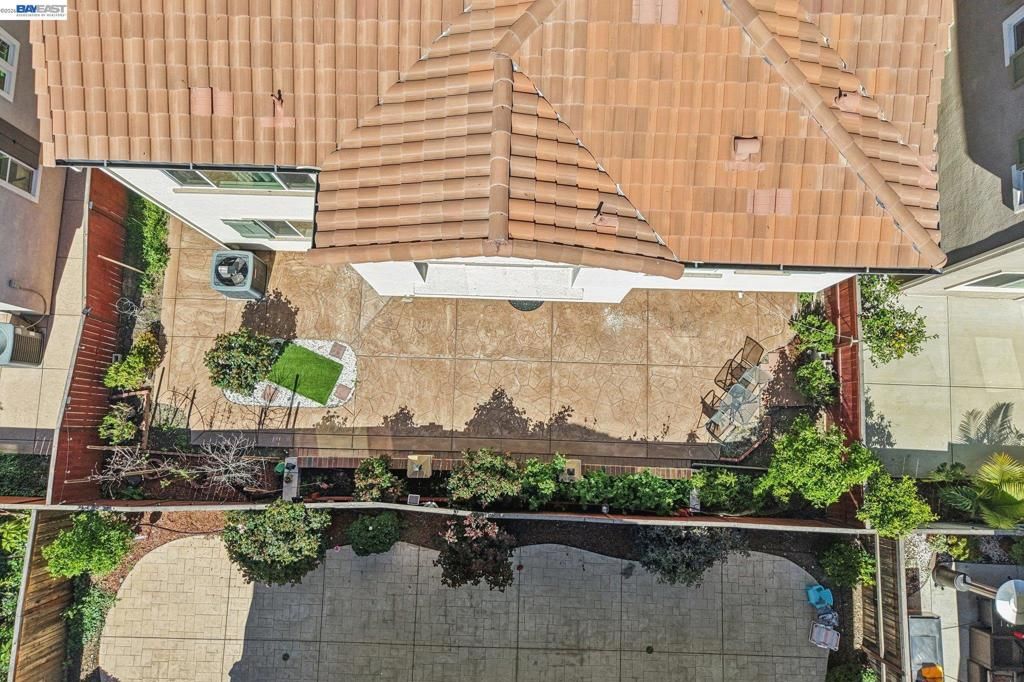 Image 56 of property listing at 510 E Albertina Ave, Mountain House, CA 95391