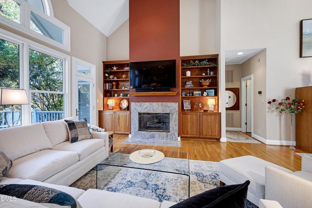 81008 Alexander, Chapel Hill, NC 27517