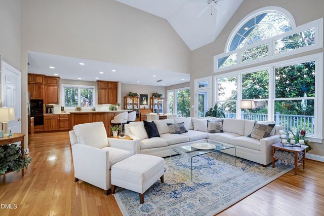 81008 Alexander, Chapel Hill, NC 27517