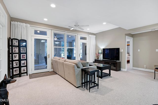 81008 Alexander, Chapel Hill, NC 27517