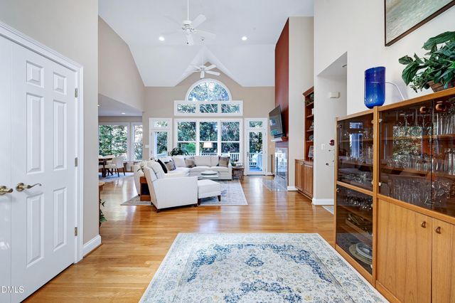 81008 Alexander, Chapel Hill, NC 27517