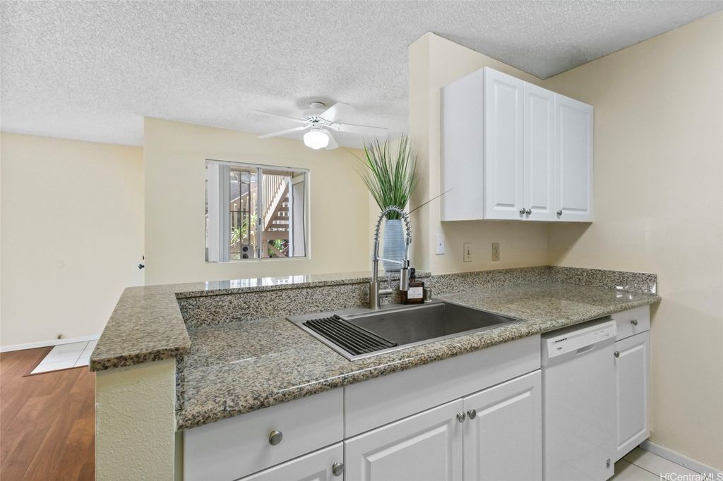 95-510 Wikao Street D102, Mililani, HI 96789