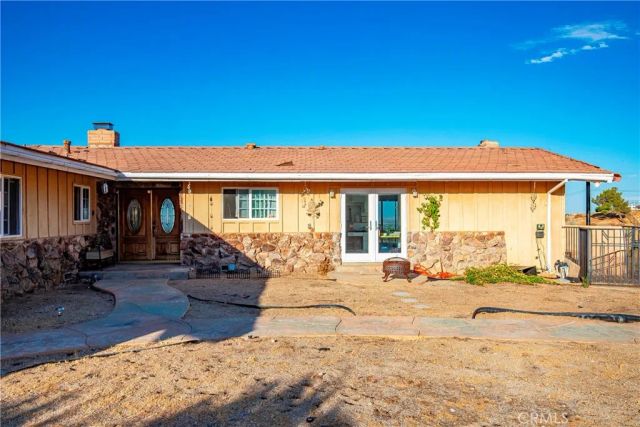1032 W Avenue S14, Palmdale, CA 93551