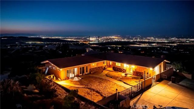 1032 W Avenue S14, Palmdale, CA 93551