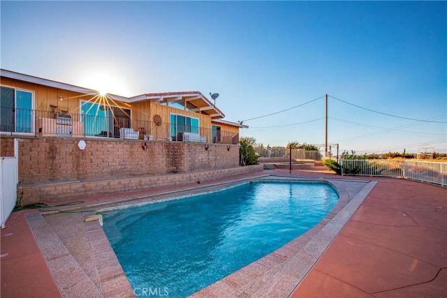 1032 W Avenue S14, Palmdale, CA 93551