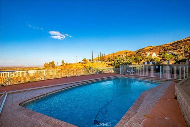 1032 W Avenue S14, Palmdale, CA 93551