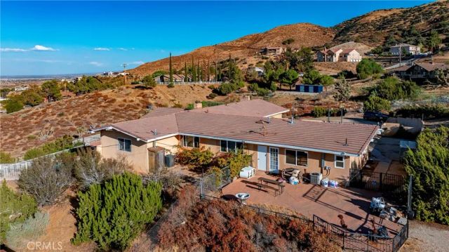 1032 W Avenue S14, Palmdale, CA 93551