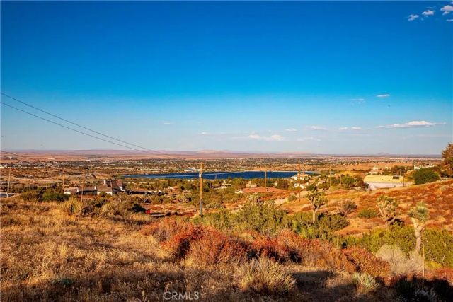 1032 W Avenue S14, Palmdale, CA 93551