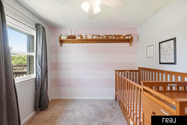 5806 S 113 Street, Omaha, NE 68137