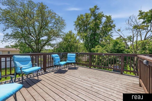 5806 S 113 Street, Omaha, NE 68137
