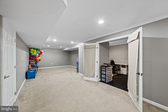 8608 DIAMOND RUN CT, Seven Valleys, PA 17360