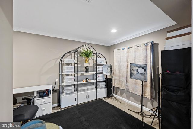 8608 DIAMOND RUN CT, Seven Valleys, PA 17360