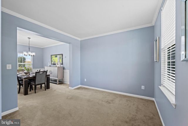 8608 DIAMOND RUN CT, Seven Valleys, PA 17360