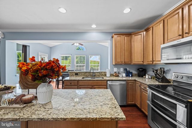 8608 DIAMOND RUN CT, Seven Valleys, PA 17360