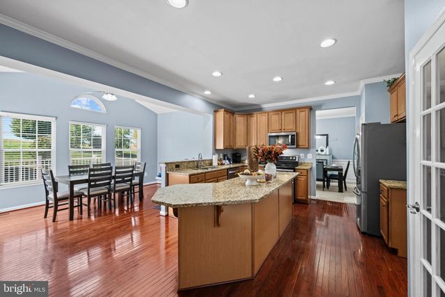 8608 DIAMOND RUN CT, Seven Valleys, PA 17360