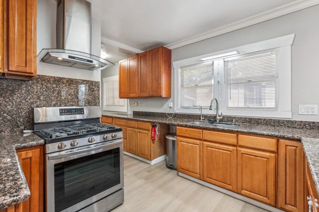 1433 56Th Ave, Oakland, CA 94621