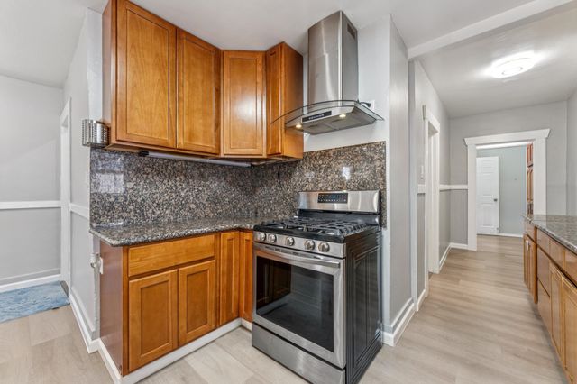 1433 56Th Ave, Oakland, CA 94621