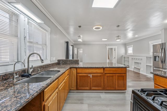 1433 56Th Ave, Oakland, CA 94621