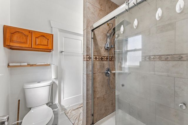 1433 56Th Ave, Oakland, CA 94621