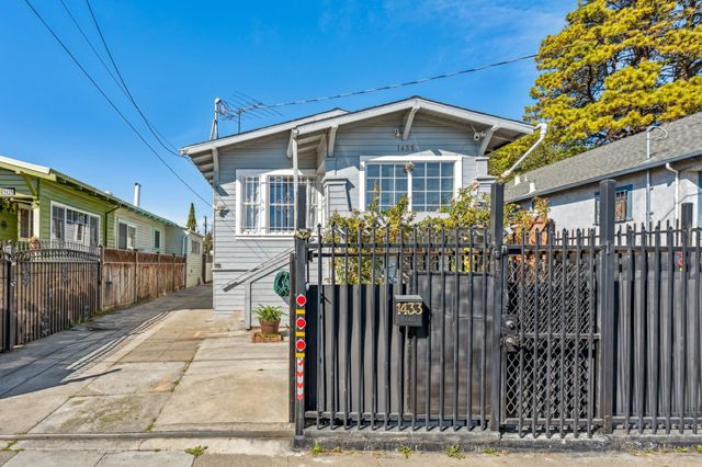 1433 56Th Ave, Oakland, CA 94621