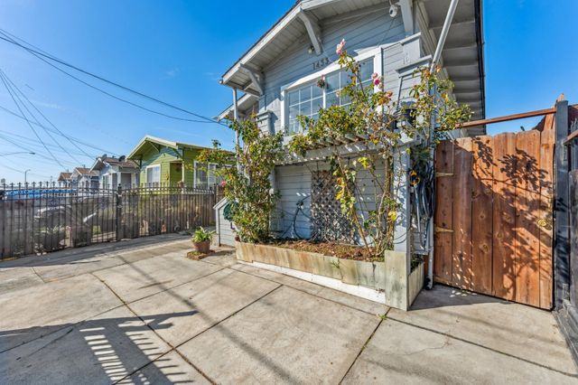1433 56Th Ave, Oakland, CA 94621