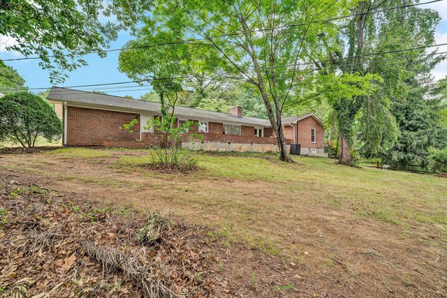 3751 Londonderry DR SW, Roanoke, VA 24014